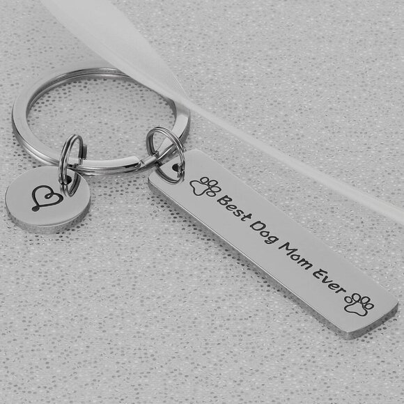 Dog Mom Keychain Pet Mom Gifts Animal Lover Gifts Best Dog Mom Ever Keychain - Picture 5 of 7